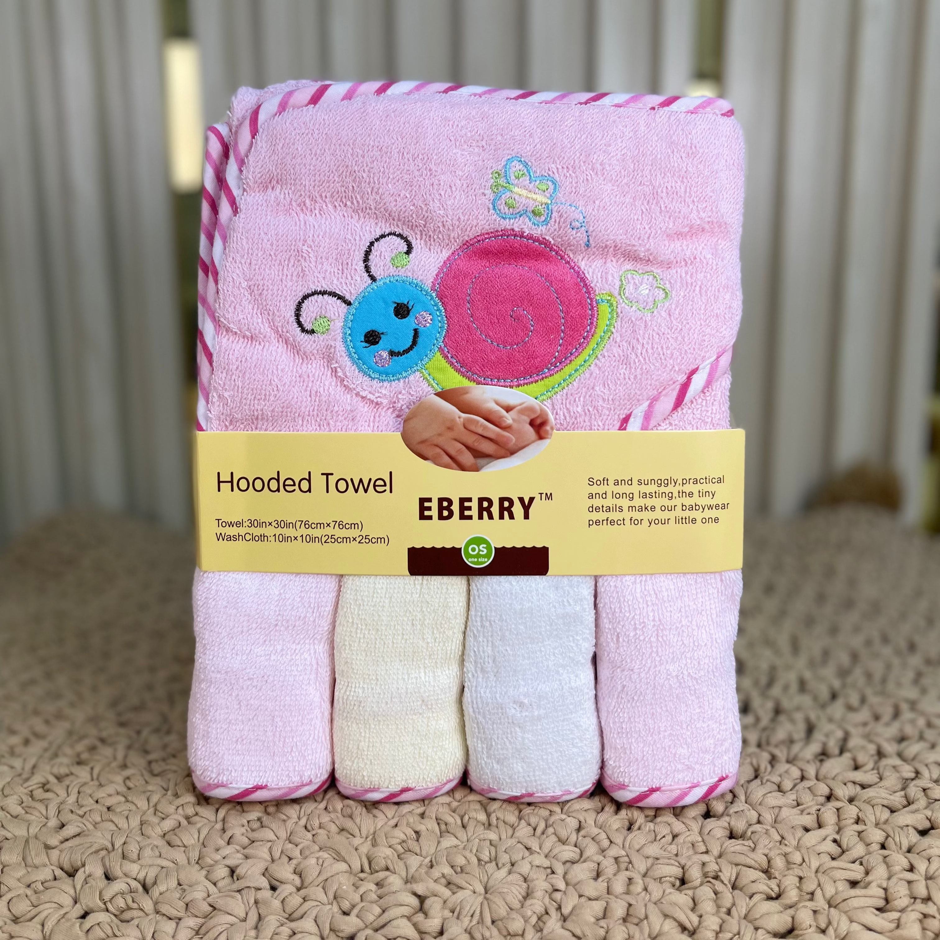 Set de Toallas con Capucha y Baberos para Bebé EBERRY - Suavidad y Diversión a la Hora del Baño