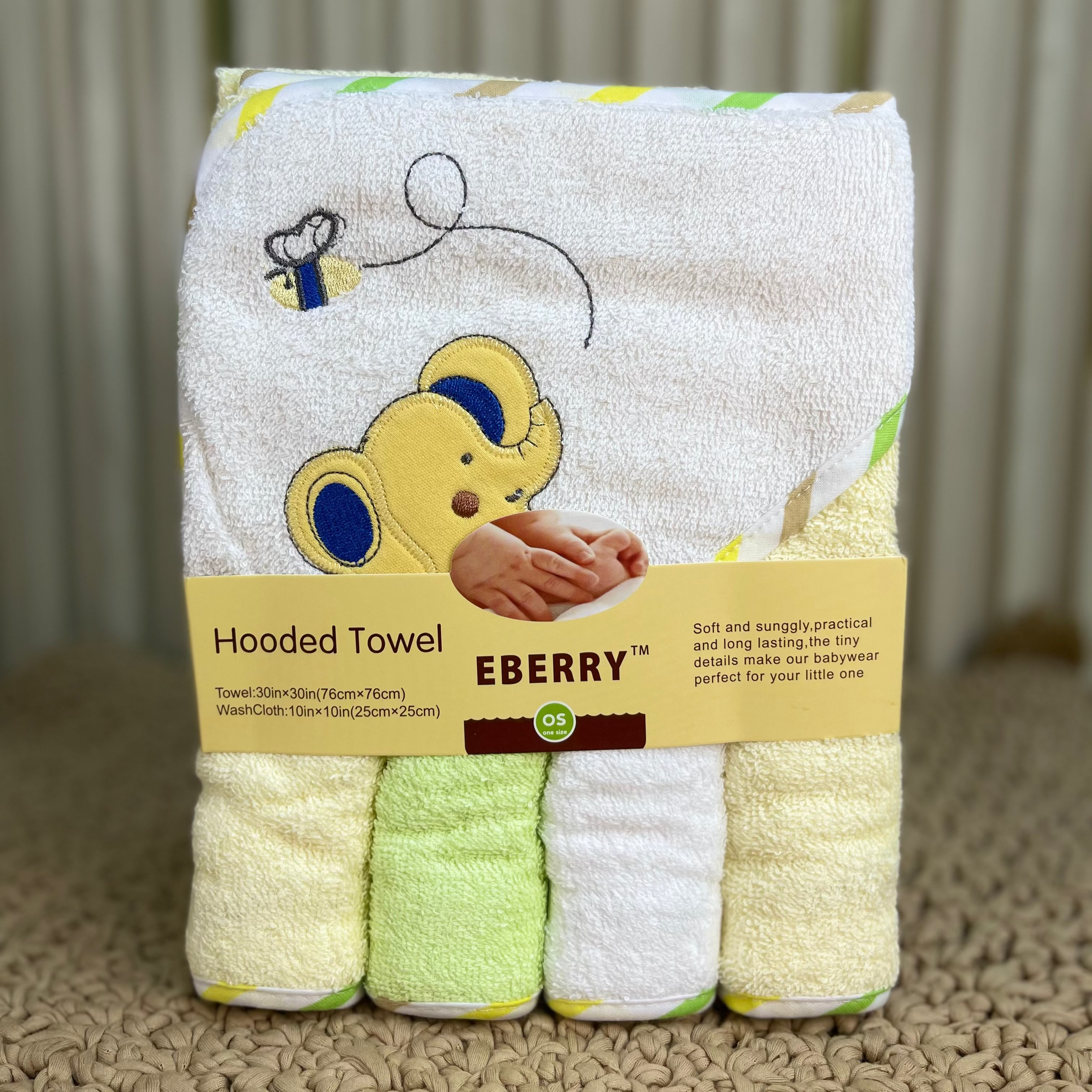 Set de Toallas con Capucha y Baberos para Bebé EBERRY - Suavidad y Diversión a la Hora del Baño